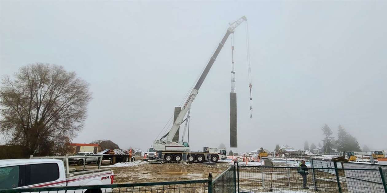 Armstrong Crane expands with Tadano AT Crane & Transport Briefing