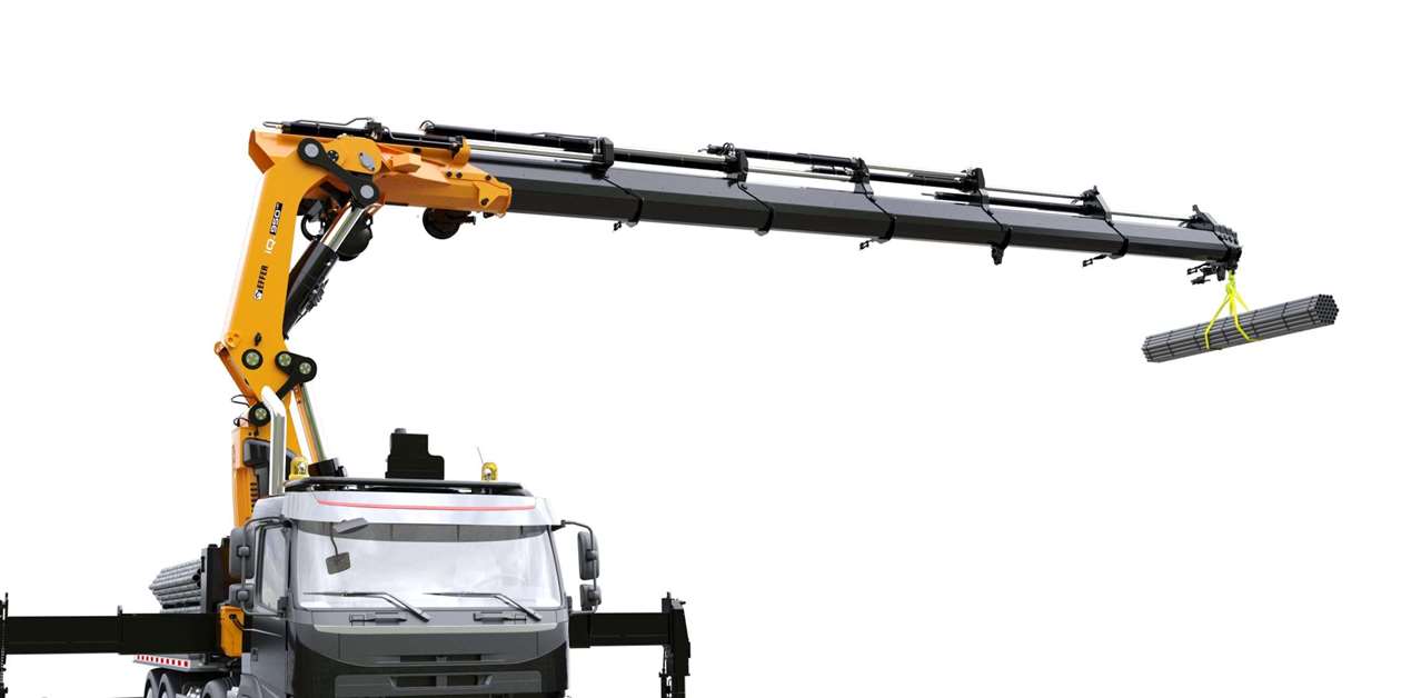 Effer’s new high capacity and high tech crane Crane & Transport Briefing