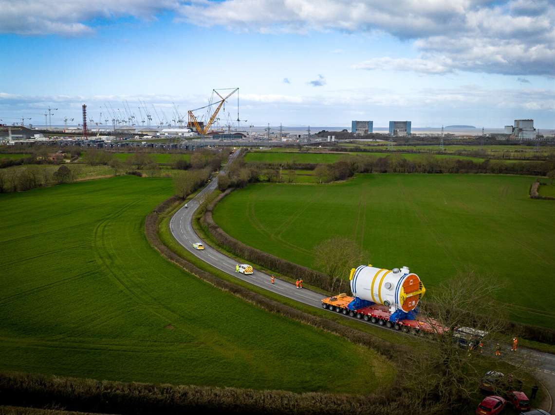 EDF's reactor vessel on Osprey's Scheuerle SPMT