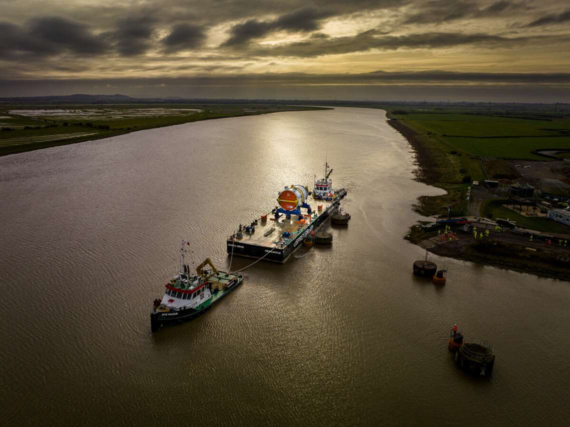 reactor vessel arrives by barge