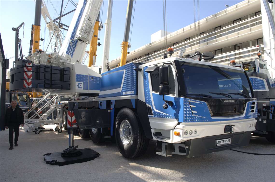 Liebherr LTM 1150-5.4E hybrid all terrain crane