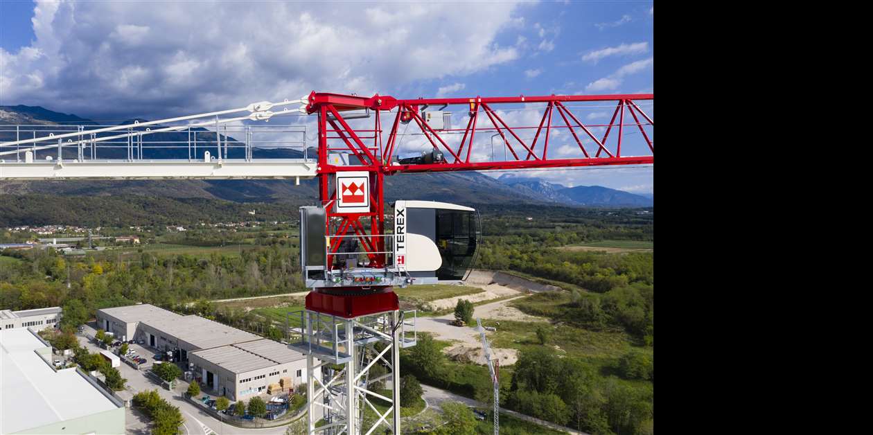 Terex adds strong new 12 tonne flat top tower crane - Crane