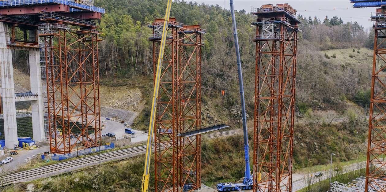 Wiesbauer completes first lift with new Tadano AC 7.450-1