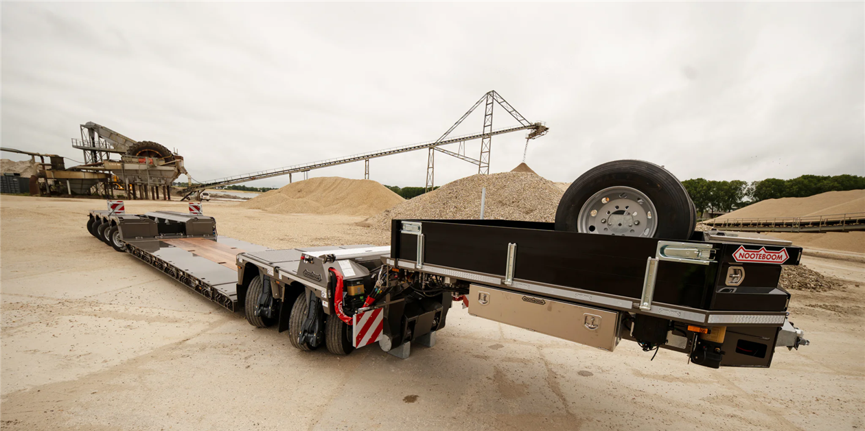Nooteboom launches new Euro-PX3 low loader trailer - Crane Nooteboom launches new Euro-PX3 low loader trailer - Crane