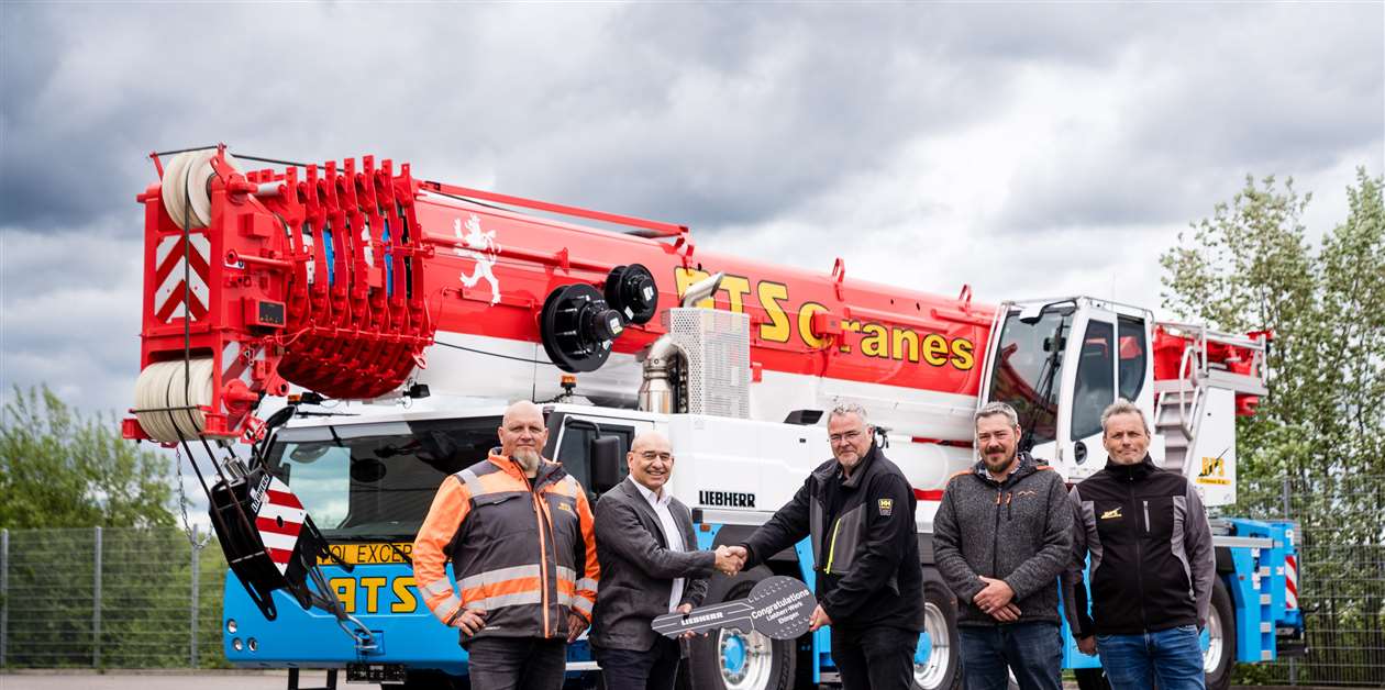 ATS Crane receives new five-axle Liebherr model