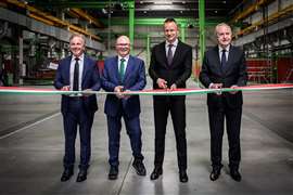 Left to right: Managing Director of the TLC site Michael Seiferling, Shareholder Walter Sennebogen, Foreign Minister Péter Szijjártó and Member of Parliament Károly Kontrát at the plant's opening