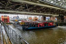 Heavy lift giant begins major bridge replacement project at Amsterdam Centraal Station mammoet