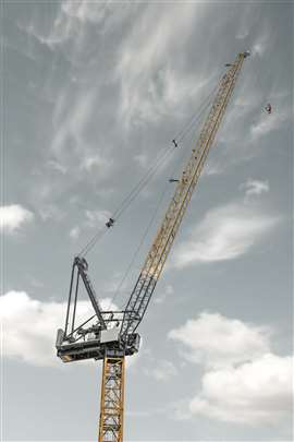 Liebherr’s new 620 HC-L 18/36 is the second biggest in its luffing jib model range
