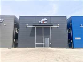 The new warehouse for Jekko stock in South Korea. Kilwoo Corporation will distribute the full Jekko range, from the 2.8 tonne SPX mini crane to the 21.5 tonne JF series articulated crane range