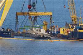 close up of the lifting beams and rigging on Hebo Lift 10