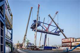 Positioning the new gantry crane’s 140 tonne main beam required close co-ordination between the BKL crane operators