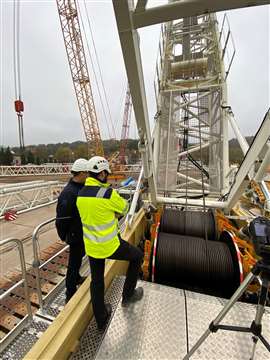 Testing the Lazerlift rope spooling in multiple layers on a Tadano crawler crane
