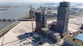 Guindaste de torre Liebherr 550 EC-H 20 Litronic com lança de sela convencional
