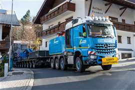 Felbermayr four axle Mercedes heavy tractor