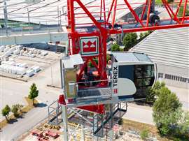 close up of the cabin and centre section of the Terex CTT 392-16