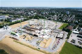 Memmingen hospital site with Wolff cranes 