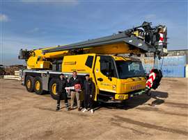 La grue New Grove-GMK4080L permettra le montage des grues à tour.