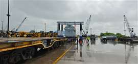 Gantry unloading rail cars at Boss Heavy Haul's new FTZ rail yard