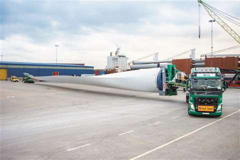 Goldhofer’s FTV 850 is used to transport wind turbine blades