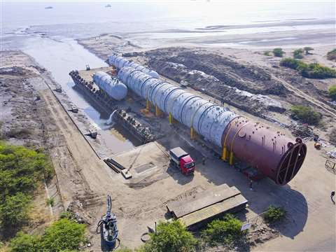 refinery vessel coming off a barge