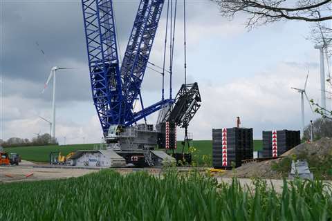 MaxiKraft's latest Liebherr LR 11000 crawler crane