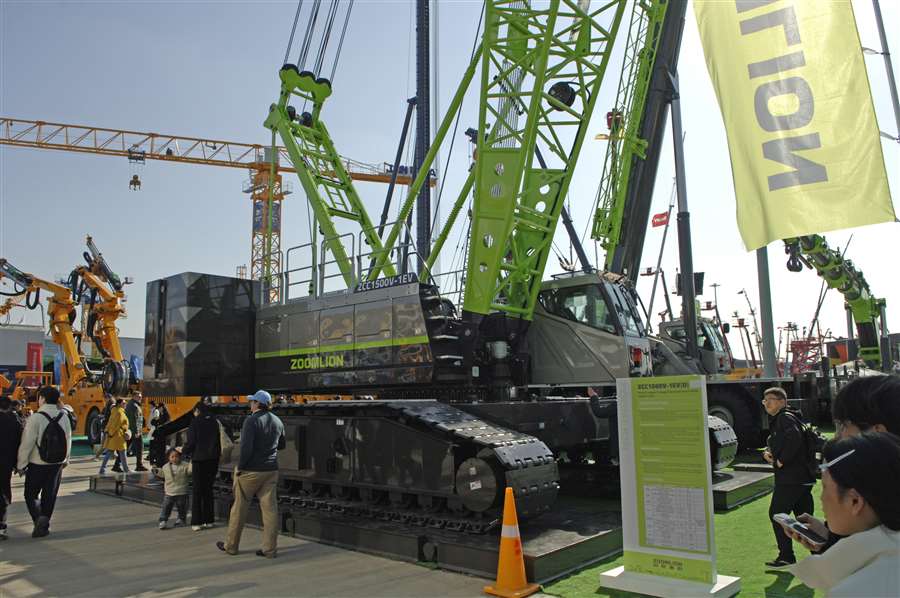 信頼も厚い 20241205-194844-DSC0291.JPG 建設車両、作業車
