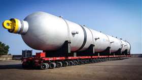 Fagioli transporting a hydrocracking reactor