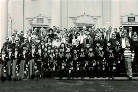 Howard Shapiro (front row, right) made a point of standing out in a crowd by wearing a sweater with 