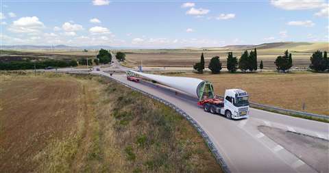 Faymonville WingMax for wind turbine blades more than 70 metres long on the road carrying a blade