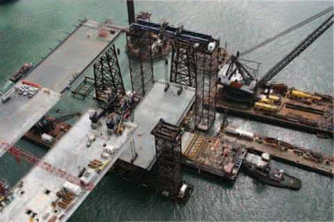 Bigge Crane & Rigging was asigned the task of lifting and installing the second span of new San