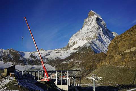 The mountain station for the new Hirli chairlift is being built at the foot of the Matterhorn. The L