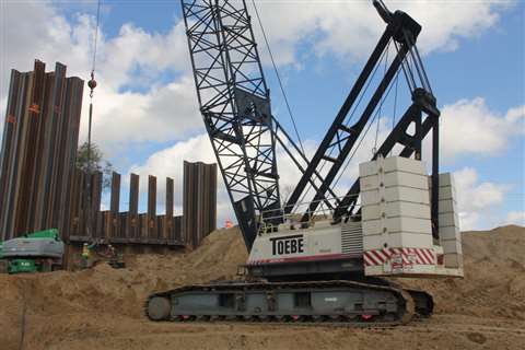 Toebe Construction using nine Terex HC series crawler cranes to construct six bridges and reconstruc