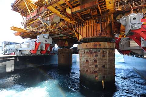 Fast lift of the Delta topsides