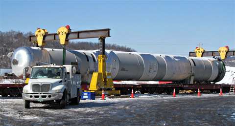 The cargo weighed 231.3 tonnes per load and measured 39 metres long and 5 m high