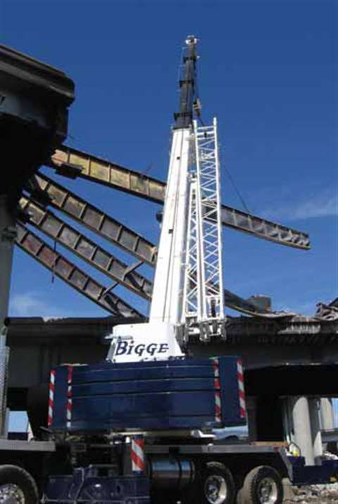 Bigge Crane and Rigging brought in a 90 ton capacity Link-Belt HTC8090 hydraulic truck crane to lift