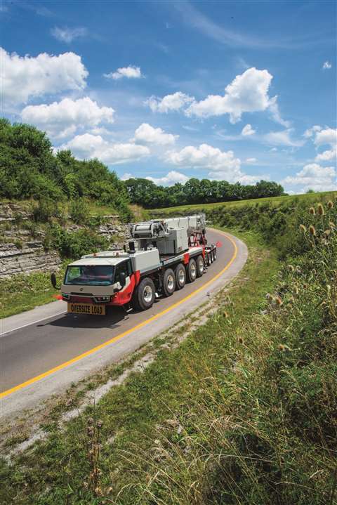 175AT-Driving-001