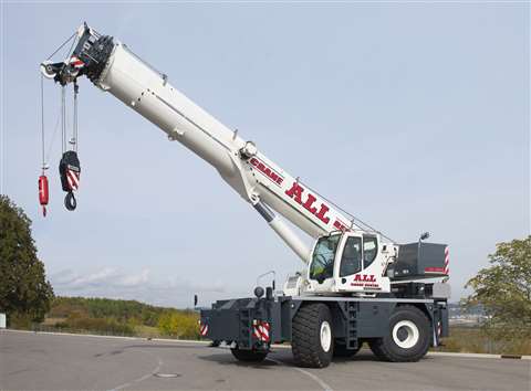 The LRT 1090-2.1 is a 100-US ton (91 tonne) full power boom crane 