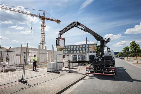 HIAB L-HIPRO 235