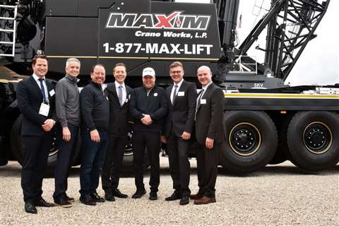 Liebherr Maxim team