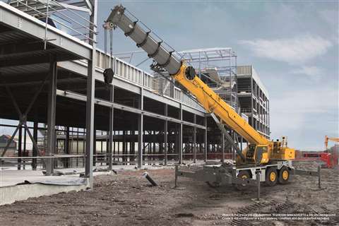 Manitowoc-reveals-the-Grove-GRT9165-rough-terrain-crane-at-Crane-Days-2018